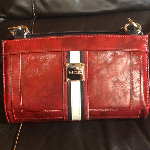 Red classic Miche shell - Picture 1 of 3